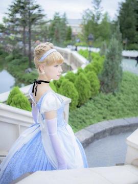 Cinderella cos