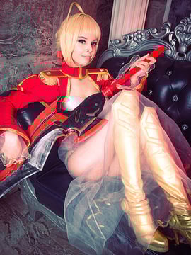 Saber, Elena Cosplay_12_fate_extra_saber_nero_by_disharmonica_d9h7a4p